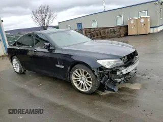 2014 BMW 7 Series 750i xDrive with VIN WBAYB6C57ED224998, listed as a Copart auction lot 81931474 with 0 mi miles and Salvage Title. Bid and sale history available at carsss.com. Image 16.