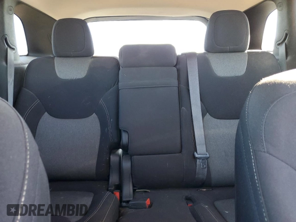 2018 Jeep Cherokee Latitude Tech Connect with VIN 1C4PJMCX4JD527240, listed as a Copart auction lot 87958785 with 94,384 mi miles and Salvage title. Bid and sale history available at DreamBid. Image 10.