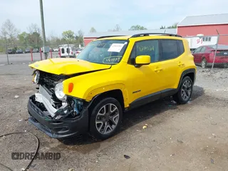2017 Jeep Renegade Latitude z VIN ZACCJBBB7HPG40829, wystawiony jako IAAI lot #42065201 z przebiegiem 92 754 mil mil oraz . Historia ofert i sprzedaży dostępna na DreamBid. Obrazek 2.