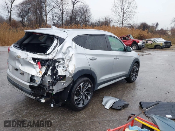 2019 Hyundai Tucson Ultimate with VIN KM8J3CAL7KU870101, listed as a IAAI auction lot 41084692 with 45,645 mi miles. Bid and sale history available at carsss.com. Image 4.