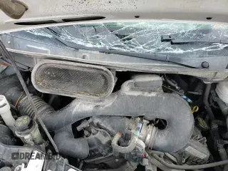 2017 Ford Transit z VIN 1FTYR1YM6HKB11030, wystawiony jako Copart lot #87198464 z przebiegiem 173 848 mil mil oraz Szkoda całkowita • Salvage title. Historia ofert i sprzedaży dostępna na DreamBid. Obrazek 14.