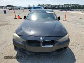 2014 BMW 3 Series 328i z VIN WBA3A5C5XEP601622, wystawiony jako Copart lot #62127465 z przebiegiem 144 432 mil mil oraz Czysty tytuł • Clean title. Historia ofert i sprzedaży dostępna na DreamBid. Obrazek 5.