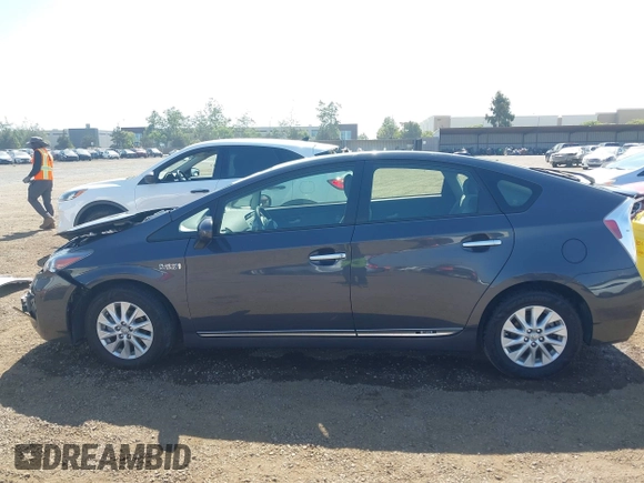 2012 Toyota Prius with VIN JTDKN3DP5C3011792, listed as a IAAI auction lot 42544789 with 127,704 mi miles and . Bid and sale history available at DreamBid. Image 14.