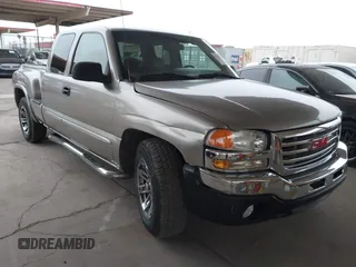 2003 GMC Sierra 1500 SLT with VIN 1GTEC19TX3Z212534, listed as a IAAI auction lot 41591390 with 158,457 mi miles and . Bid and sale history available at carsss.com. Image 1.