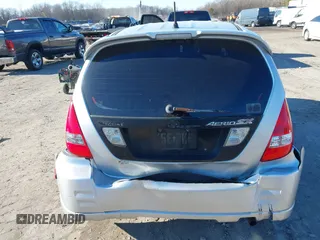 2004 Suzuki Aerio SX z VIN JS2RC61H345252846, wystawiony jako IAAI lot #41326143 z przebiegiem 110 563 mil mil oraz . Historia ofert i sprzedaży dostępna na DreamBid. Obrazek 16.