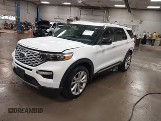 2023 Ford Explorer Platinum с VIN 1FM5K8HC5PGA13109, выставлен на аукционе IAAI как лот 42471674 с пробегом 12 361 миль миль и . История ставок и продаж доступна на DreamBid. Изображение 17.