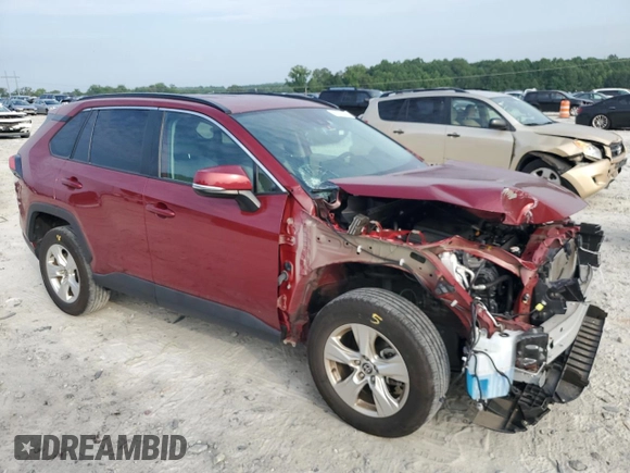 2021 Toyota RAV4 XLE z VIN 2T3W1RFV2MW176273, wystawiony jako Copart lot #62702095 z przebiegiem 37 934 mil mil oraz Szkoda całkowita • Salvage title. Historia ofert i sprzedaży dostępna na DreamBid. Obrazek 4.