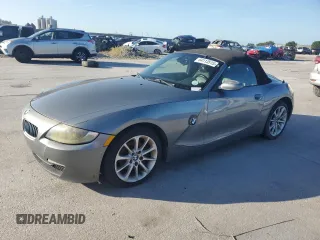 2008 BMW Z4 3.0i with VIN 4USBU33538LW75772, listed as a Copart auction lot 64113515 with 104,266 mi miles and Clean title. Bid and sale history available at DreamBid. Image 1.