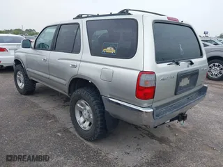 2000 Toyota 4Runner SR5 with VIN JT3HN86R1Y0301238, listed as a IAAI auction lot 41896529 with 317,095 mi miles. Bid and sale history available at carsss.com. Image 3.