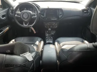 2018 Jeep Compass Limited z VIN 3C4NJDCB5JT341499, wystawiony jako Copart lot #59338715 z przebiegiem 131 149 mil mil oraz Szkoda całkowita • Salvage title. Historia ofert i sprzedaży dostępna na DreamBid. Obrazek 8.