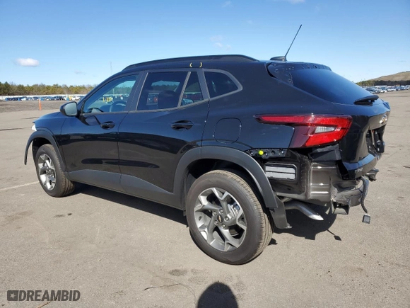 2025 Chevrolet Trax LT with VIN KL77LHEP7SC139860, listed as a Copart auction lot 49353045 with 556 mi miles and Salvage Title. Bid and sale history available at carsss.com. Image 2.