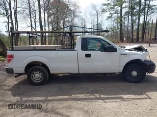 2013 Ford F-150 XL with VIN 1FTMF1CM1DKG42371, listed as a IAAI auction lot 41848686 with 237,623 mi miles and . Bid and sale history available at carsss.com. Image 14.