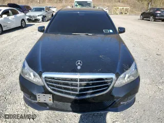 2014 Mercedes-Benz E-Class E 350 Luxury with VIN WDDHF8JBXEA926462, listed as a Copart auction lot 53040275 with 114,604 mi miles and Salvage Title. Bid and sale history available at carsss.com. Image 5.