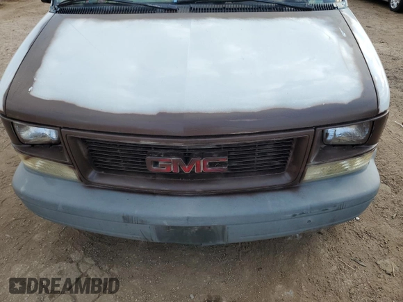 2001 GMC Safari Cargo with VIN 1GTDL19WX1B511307, listed as a Copart auction lot 73631264 with Not Provided miles and Salvage Title. Bid and sale history available at carsss.com. Image 12.