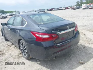 2018 Nissan Altima SV with VIN 1N4AL3AP8JC237981, listed as a IAAI auction lot 42178985 with 217,534 mi miles and . Bid and sale history available at DreamBid. Image 3.