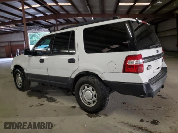 2015 Ford Expedition XL with VIN 1FMJU1GT1FEF13425, listed as a Copart auction lot 60624715 with 133,750 mi miles and Salvage title. Bid and sale history available at DreamBid. Image 2.