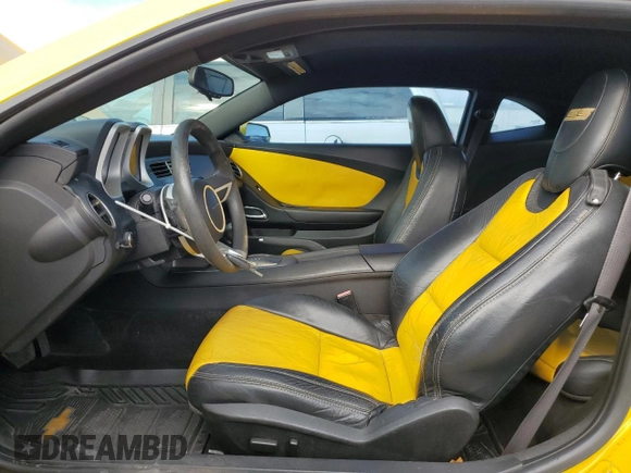 2010 Chevrolet Camaro 1LT z VIN 2G1FB1EV9A9184739, wystawiony jako Copart lot #85298544 z przebiegiem 155 103 mil mil oraz Szkoda całkowita • Salvage title. Historia ofert i sprzedaży dostępna na DreamBid. Obrazek 7.