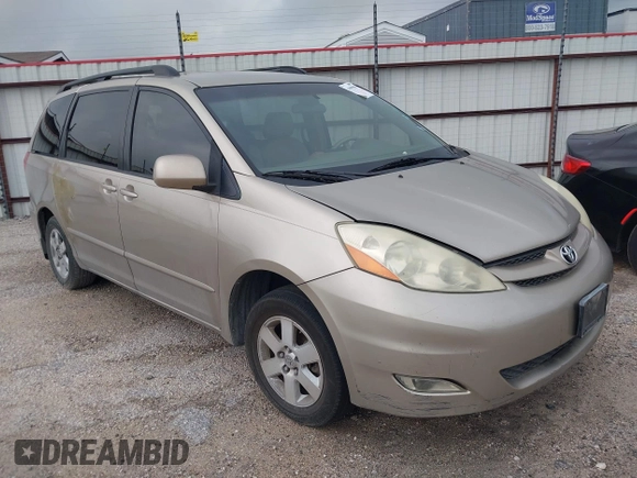 2006 Toyota Sienna XLE with VIN 5TDZA22CX6S444063, listed as a IAAI auction lot 41999988 with 244,436 mi miles. Bid and sale history available at carsss.com. Image 1.