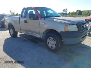 2007 Ford F-150 XL with VIN 1FTRF12217NA44838, listed as a IAAI auction lot 41775260 with 227,689 mi miles. Bid and sale history available at carsss.com. Image 1.