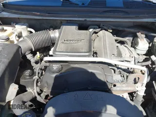 2004 GMC Envoy SLE with VIN 1GKDT13S442223832, listed as a IAAI auction lot 41845628 with 265,898 mi miles. Bid and sale history available at carsss.com. Image 10.