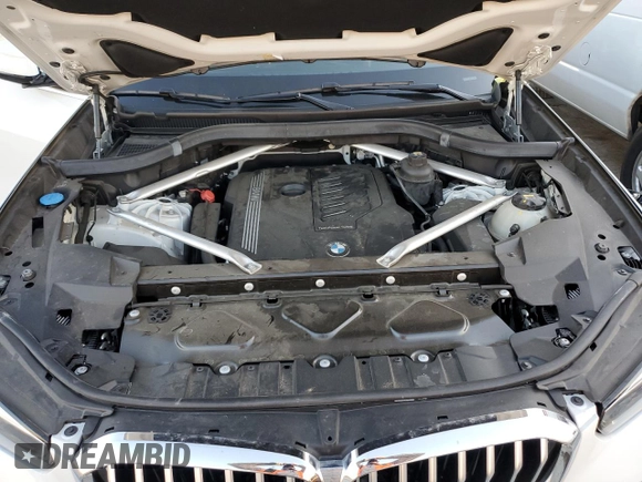 2020 BMW X5 sDrive40i with VIN 5UXCR4C03L9B14243, listed as a Copart auction lot 38179513 with 0 mi miles. Bid and sale history available at carsss.com. Image 12.