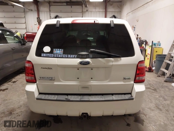 2012 Ford Escape XLT z VIN 1FMCU9DG4CKA72675, wystawiony jako IAAI lot #41212739 z przebiegiem 112 781 mil mil oraz . Historia ofert i sprzedaży dostępna na DreamBid. Obrazek 17.