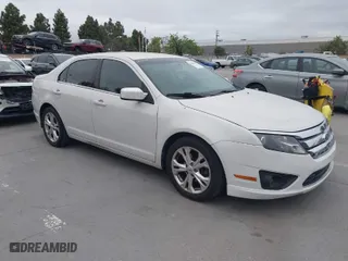 2012 Ford Fusion SE with VIN 3FAHP0HA1CR213951, listed as a IAAI auction lot 42046104 with 163,511 mi miles. Bid and sale history available at carsss.com. Image 1.