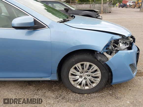 2012 Toyota Camry L z VIN 4T1BF1FK7CU561214, wystawiony jako IAAI lot #42286118 z przebiegiem 182 553 mil mil oraz . Historia ofert i sprzedaży dostępna na DreamBid. Obrazek 17.
