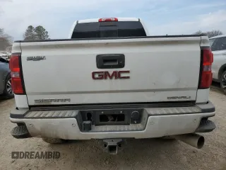 2015 GMC Sierra 2500HD available WiFi Denali with VIN 1GT120E80FF587884, listed as a Copart auction lot 47847815 with 0 mi miles and Salvage Title. Bid and sale history available at carsss.com. Image 6.