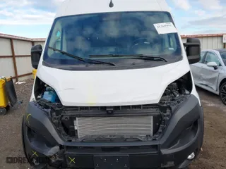 2025 Ram ProMaster Cargo Van Tradesman with VIN 3C6LRVDG8SE519340, listed as a IAAI auction lot 41369992 with 434 mi miles. Bid and sale history available at carsss.com. Image 12.