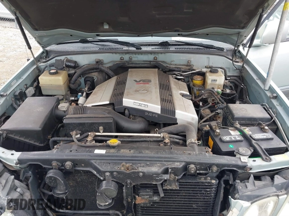 2004 Lexus LX 470 z VIN JTJHT00W143546192, wystawiony jako IAAI lot #41673810 z przebiegiem 232 196 mil mil oraz . Historia ofert i sprzedaży dostępna na DreamBid. Obrazek 10.