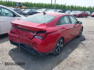 2022 Hyundai Elantra SEL z VIN 5NPLN4AG4NH055529, wystawiony jako IAAI lot #42201635 z przebiegiem 40 151 mil mil oraz . Historia ofert i sprzedaży dostępna na DreamBid. Obrazek 4.