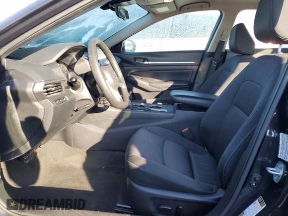 2022 Nissan Altima 2.5 SV with VIN 1N4BL4DV7NN300261, listed as a Copart auction lot 82902674 with 0 mi miles and Salvage Title. Bid and sale history available at carsss.com. Image 7.