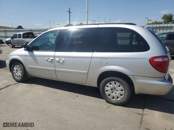 2007 Chrysler Town & Country LWB LX with VIN 2A4GP44R57R339793, listed as a Copart auction lot 71032054 with 181,828 mi miles and Salvage Title. Bid and sale history available at carsss.com. Image 2.