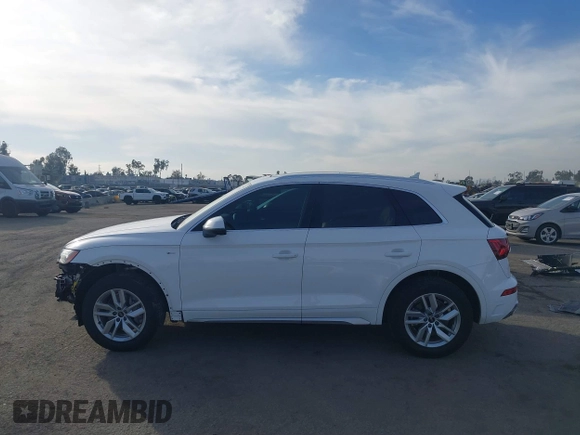 2023 Audi Q5 S line Premium with VIN WA1GAAFYXP2116782, listed as a IAAI auction lot 41178113 with 15,894 mi miles. Bid and sale history available at carsss.com. Image 15.