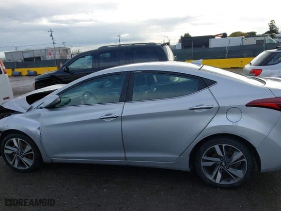 2014 Hyundai Elantra SE with VIN KMHDH4AE8EU170548, listed as a IAAI auction lot 41789097 with 196,055 mi miles. Bid and sale history available at carsss.com. Image 14.