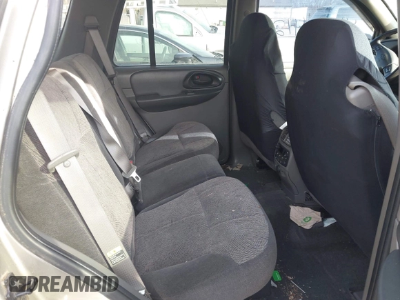 2003 Chevrolet TrailBlazer LTZ with VIN 1GNDT13S032236031, listed as a IAAI auction lot 41695412 with 136,750 mi miles and . Bid and sale history available at DreamBid. Image 8.