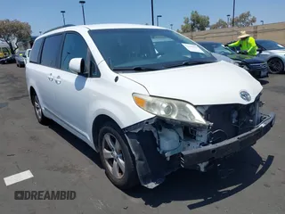 2013 Toyota Sienna LE AAS with VIN 5TDKK3DC9DS287642, listed as a IAAI auction lot 42444333 with 138,394 mi miles and . Bid and sale history available at DreamBid. Image 1.