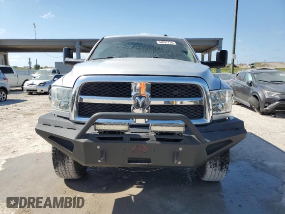 2018 Ram 2500 Tradesman with VIN 3C6UR5HL0JG379895, listed as a Copart auction lot 54897775 with 210,851 mi miles and Clean Title. Bid and sale history available at carsss.com. Image 5.