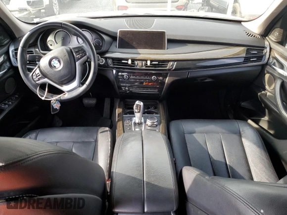 2015 BMW X5 xDrive35d with VIN 5UXKS4C59F0J99171, listed as a Copart auction lot 49256705 with 0 mi miles and Clean Title. Bid and sale history available at carsss.com. Image 8.