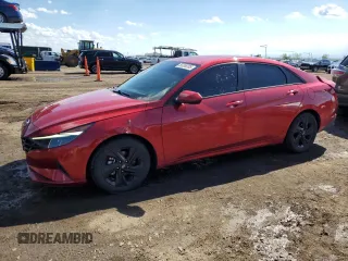 2021 Hyundai Elantra SEL z VIN 5NPLM4AG8MH044275, wystawiony jako Copart lot #56269205 z przebiegiem 78 477 mil mil oraz Szkoda całkowita • Salvage title. Historia ofert i sprzedaży dostępna na DreamBid. Obrazek 1.