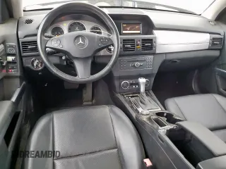 2010 Mercedes-Benz GLK 350 z VIN WDCGG8HB2AF301876, wystawiony jako Copart lot #56383645 z przebiegiem 151 026 mil mil oraz Tytuł czysty. Historia ofert i sprzedaży dostępna na DreamBid. Obrazek 8.