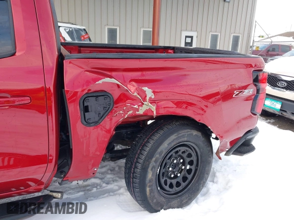 2024 Chevrolet Colorado 4WD Z71 with VIN 1GCPTDEK4R1127526, listed as a IAAI auction lot 41354627 with 8,127 mi miles. Bid and sale history available at carsss.com. Image 6.