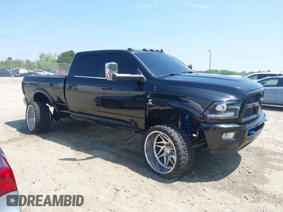 2015 Ram 2500 Laramie с VIN 3C6UR5FL1FG697518, выставлен на аукционе IAAI как лот 42011674 с пробегом 154 287 миль миль и . История ставок и продаж доступна на DreamBid. Изображение 13.