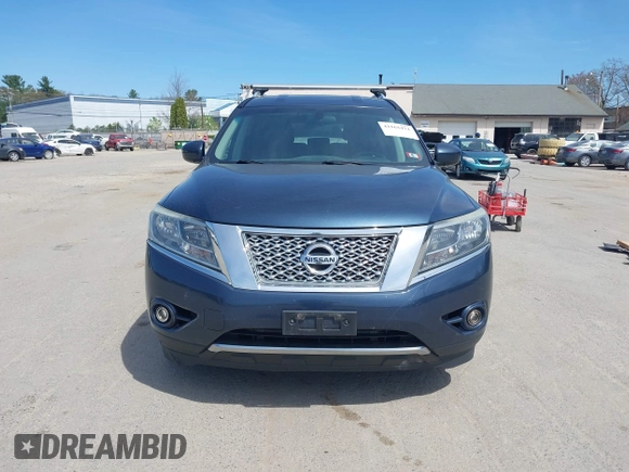 2014 Nissan Pathfinder SV with VIN 5N1AR2MM4EC637171, listed as a IAAI auction lot 42165474 with 152,543 mi miles. Bid and sale history available at carsss.com. Image 12.
