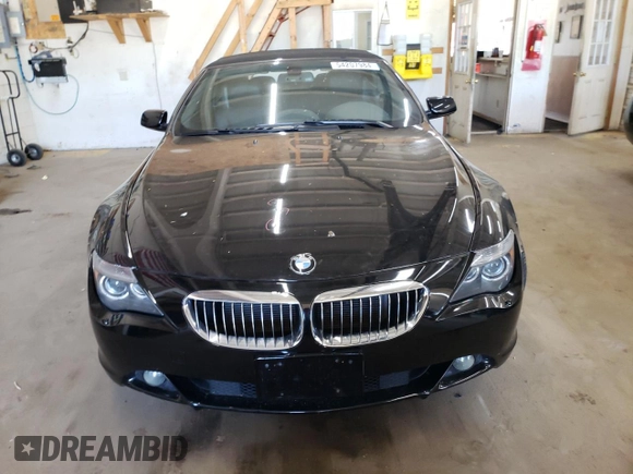 2004 BMW 6 Series 645Ci z VIN WBAEK73414B321589, wystawiony jako Copart lot #54207984 z przebiegiem 127 936 mil mil oraz Szkoda całkowita • Salvage title. Historia ofert i sprzedaży dostępna na DreamBid. Obrazek 5.