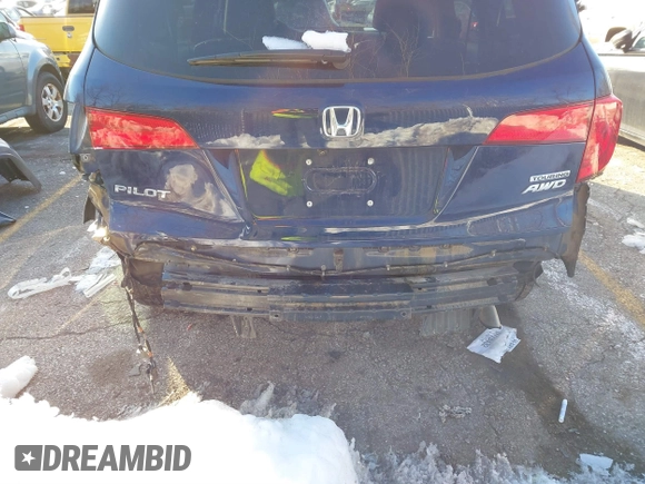 2017 Honda Pilot Touring with VIN 5FNYF6H99HB105446, listed as a IAAI auction lot 41283368 with 91,452 mi miles and . Bid and sale history available at DreamBid. Image 6.