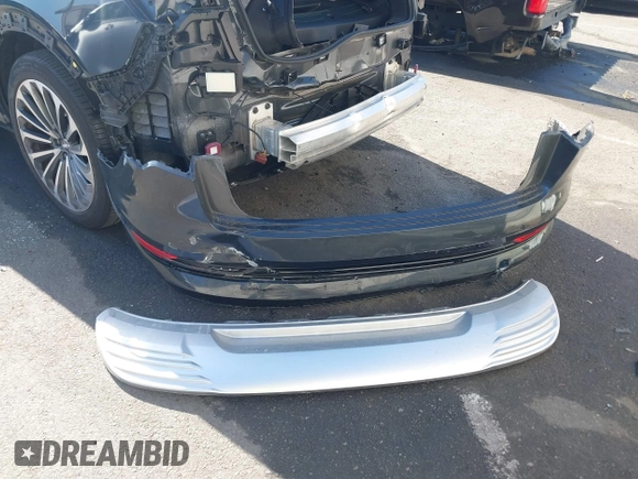 2019 Audi e-tron Prestige with VIN WA1VAAGE2KB021539, listed as a IAAI auction lot 42007353 with 14,238 mi miles and . Bid and sale history available at DreamBid. Image 21.