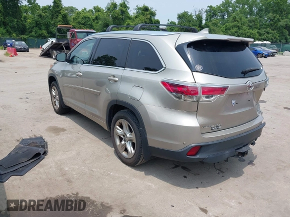 2015 Toyota Highlander Limited with VIN 5TDDKRFH0FS097834, listed as a IAAI auction lot 42401273 with 176,574 mi miles and . Bid and sale history available at DreamBid. Image 3.