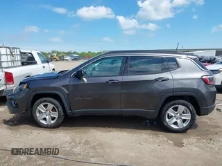 2022 Jeep Compass Latitude with VIN 3C4NJCBB5NT103444, listed as a IAAI auction lot 42237820 with 19,159 mi miles and . Bid and sale history available at DreamBid. Image 14.